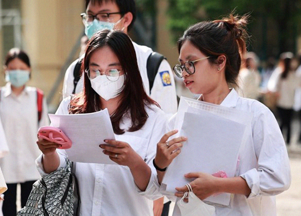 Thí sinh tham gia thi tốt nghiệp THPT