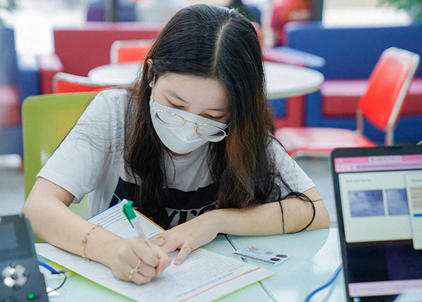 Thí sinh tham gia xét tuyển