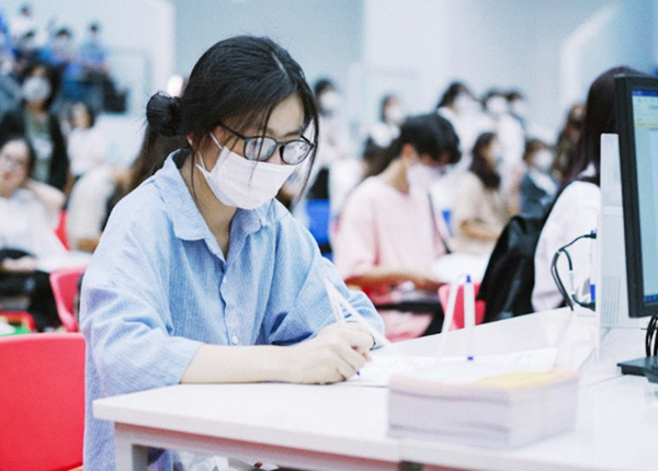 Thí sinh tham dự kỳ thi tốt nghiệp THPT