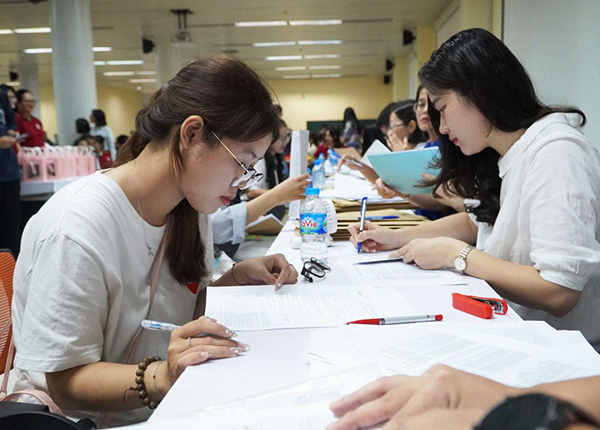 Thí sinh tham gia xét tuyển