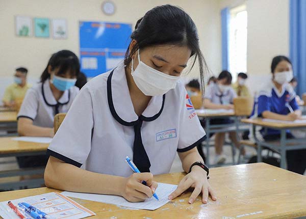 Kỳ thi tốt nghiệp THPT và vai trò duy trì chuẩn kiến thức tối thiểu