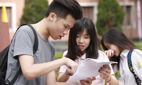 Đề thi học sinh giỏi môn Văn độc đáo của Bắc Giang gây tranh cãi
